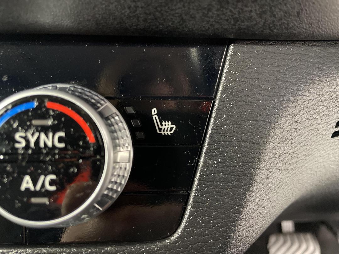 Photo '27' of Mitsubishi Outlander