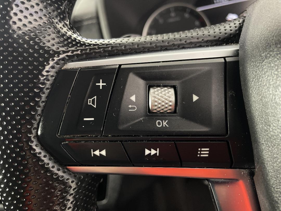 Photo '26' of Mitsubishi Outlander