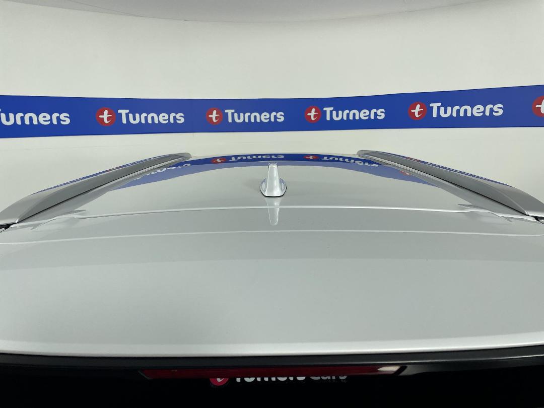 Photo '32' of Mitsubishi Outlander