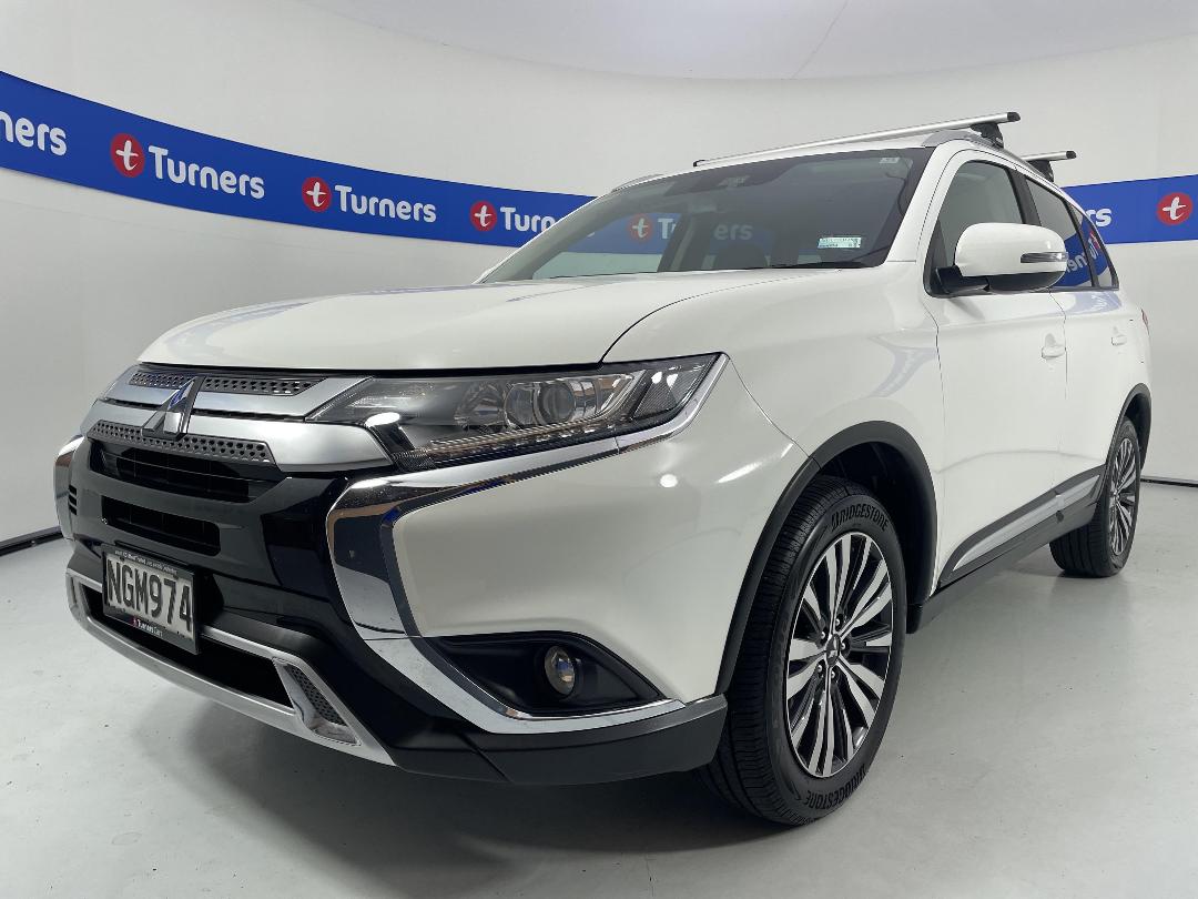 Photo '4' of Mitsubishi Outlander