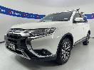 Thumbnail '4' of Mitsubishi Outlander