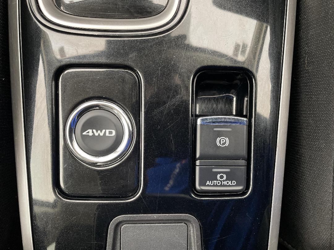 Photo '29' of Mitsubishi Outlander