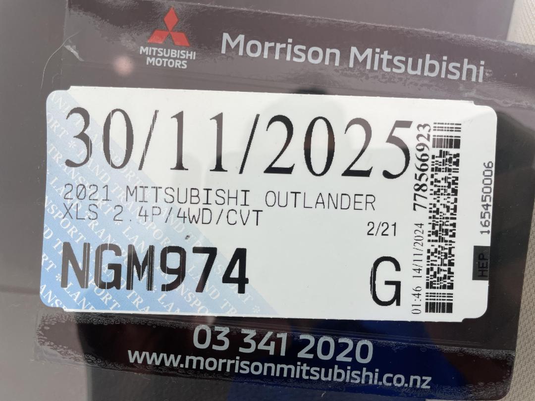 Photo '33' of Mitsubishi Outlander