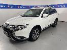 Thumbnail '4' of Mitsubishi Outlander