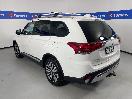Thumbnail '5' of Mitsubishi Outlander