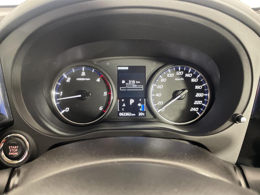 Photo '21' of Mitsubishi Outlander