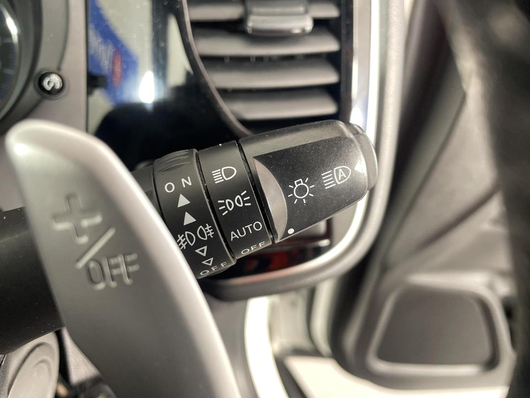 Photo '30' of Mitsubishi Outlander