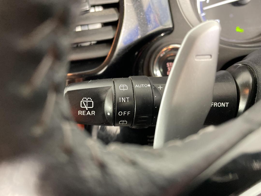 Photo '29' of Mitsubishi Outlander