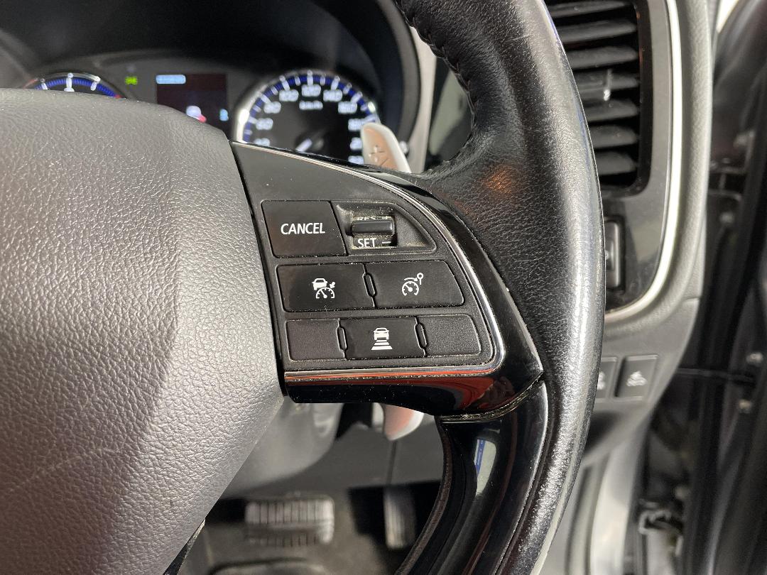 Photo '31' of Mitsubishi Outlander