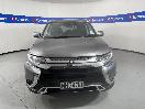 Thumbnail '2' of Mitsubishi Outlander