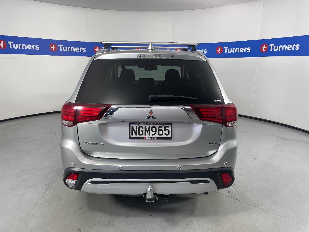 Photo '6' of Mitsubishi Outlander Photo '6' of Mitsubishi Outlander