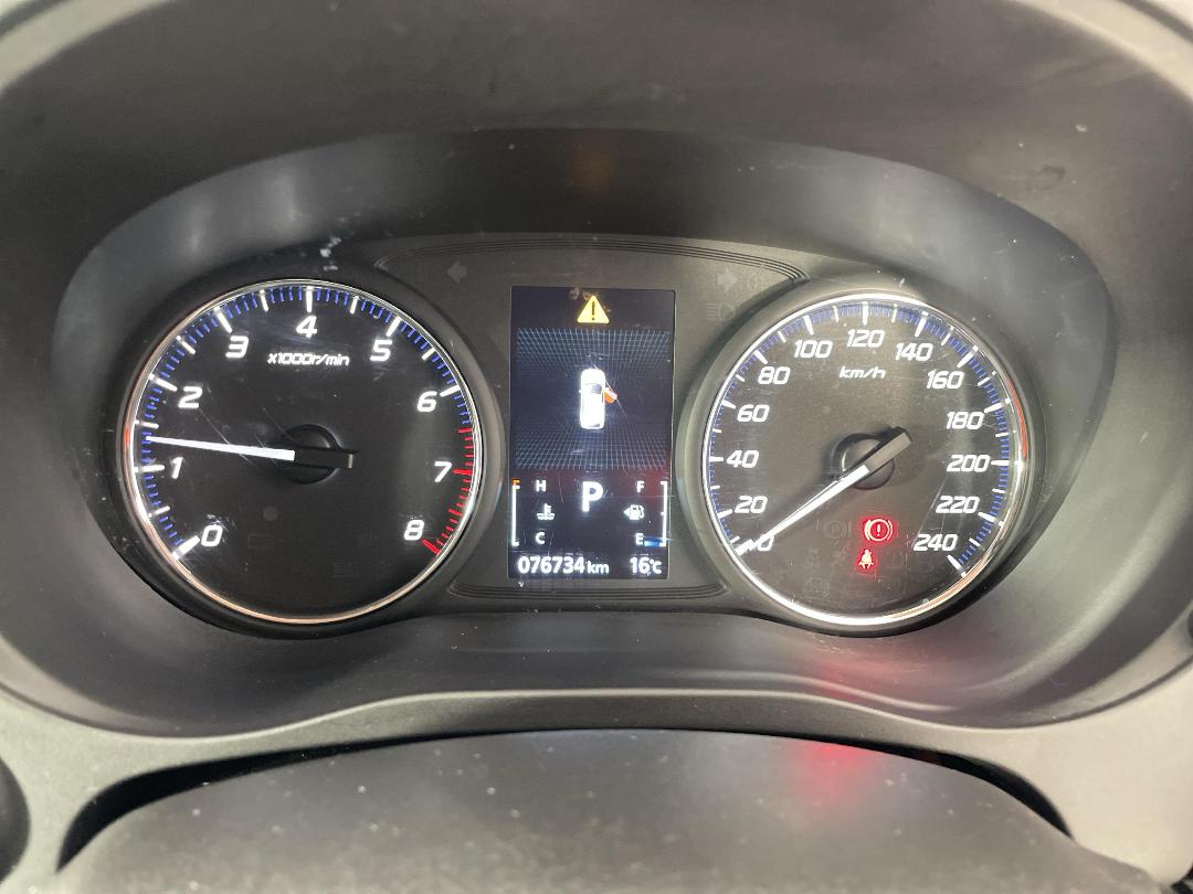 Photo '21' of Mitsubishi Outlander