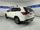 Thumbnail '5' of Mitsubishi Outlander