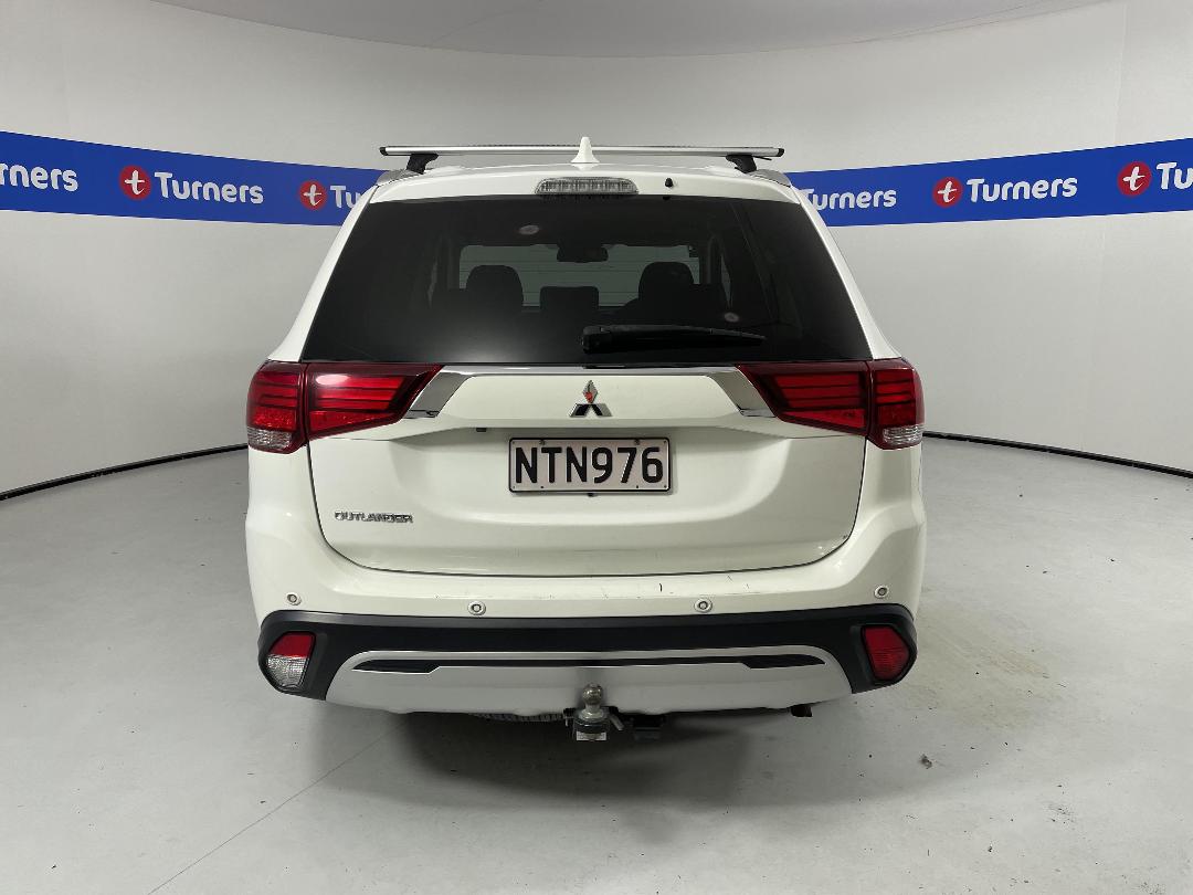 Photo '6' of Mitsubishi Outlander Photo '6' of Mitsubishi Outlander