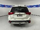 Thumbnail '6' of Mitsubishi Outlander