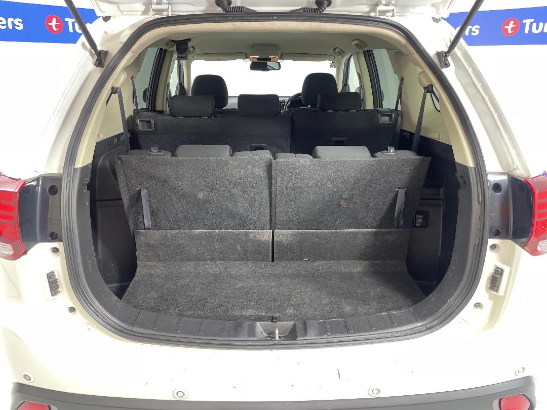 Photo '14' of Mitsubishi Outlander Photo '14' of Mitsubishi Outlander