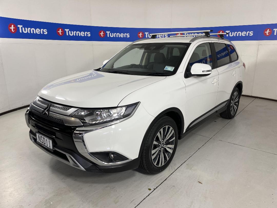 Photo '4' of Mitsubishi Outlander