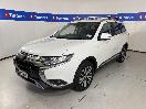 Thumbnail '4' of Mitsubishi Outlander
