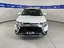Thumbnail '2' of Mitsubishi Outlander