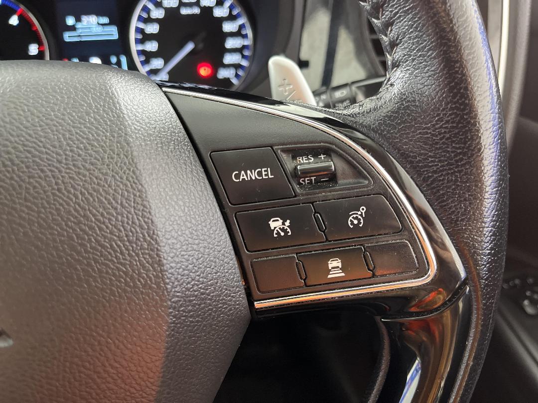 Photo '29' of Mitsubishi Outlander