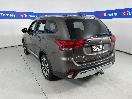 Thumbnail '5' of Mitsubishi Outlander