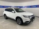 Thumbnail '1' of Mitsubishi Outlander