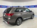 Thumbnail '7' of Mitsubishi Outlander