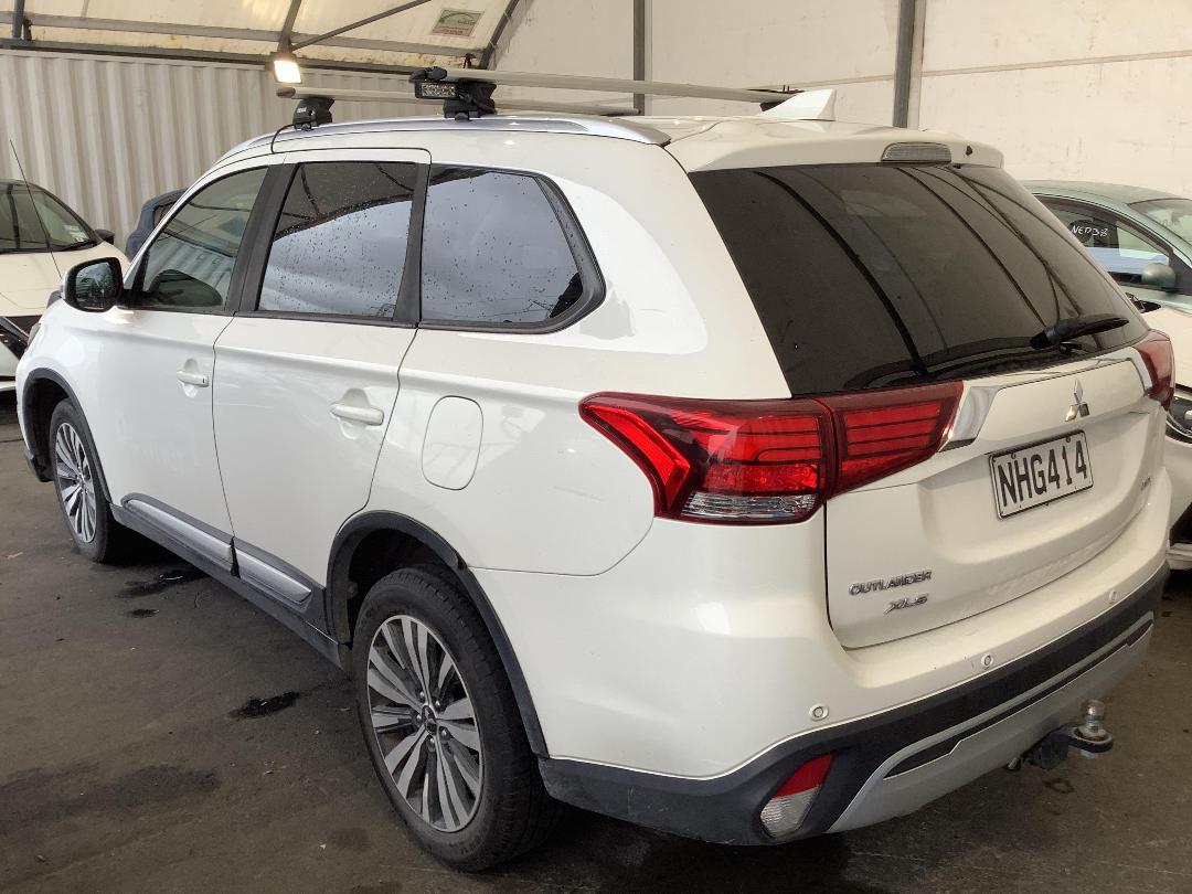 Photo '6' of Mitsubishi Outlander XLS Photo '6' of Mitsubishi Outlander XLS