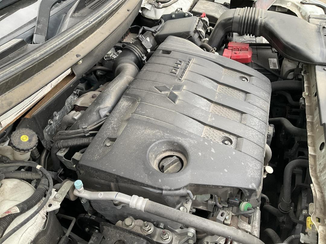 Photo '17' of Mitsubishi Outlander XLS Photo '17' of Mitsubishi Outlander XLS