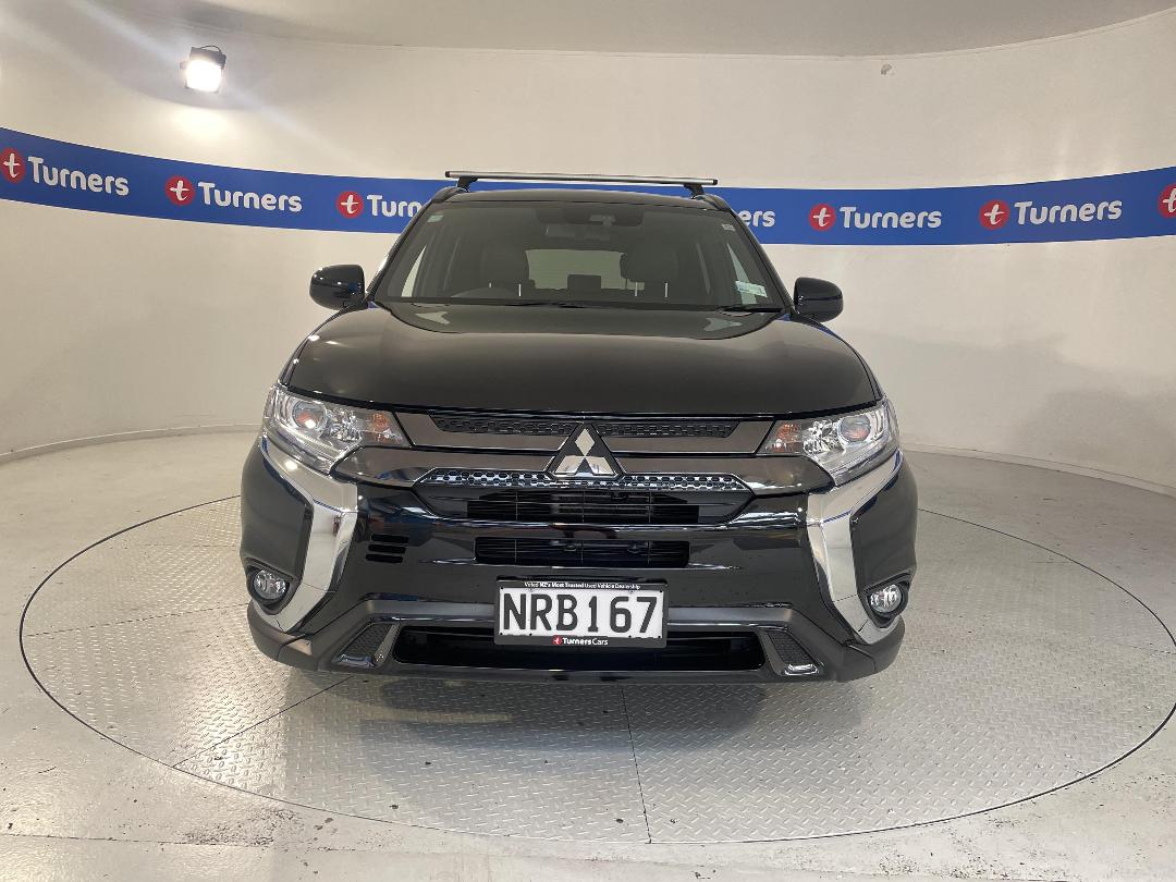 Photo '2' of Mitsubishi Outlander Photo '2' of Mitsubishi Outlander