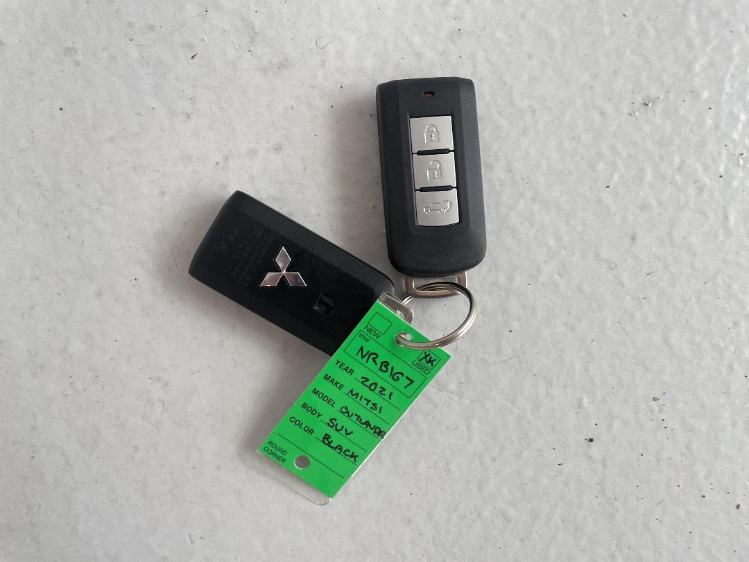 Photo '22' of Mitsubishi Outlander Photo '22' of Mitsubishi Outlander