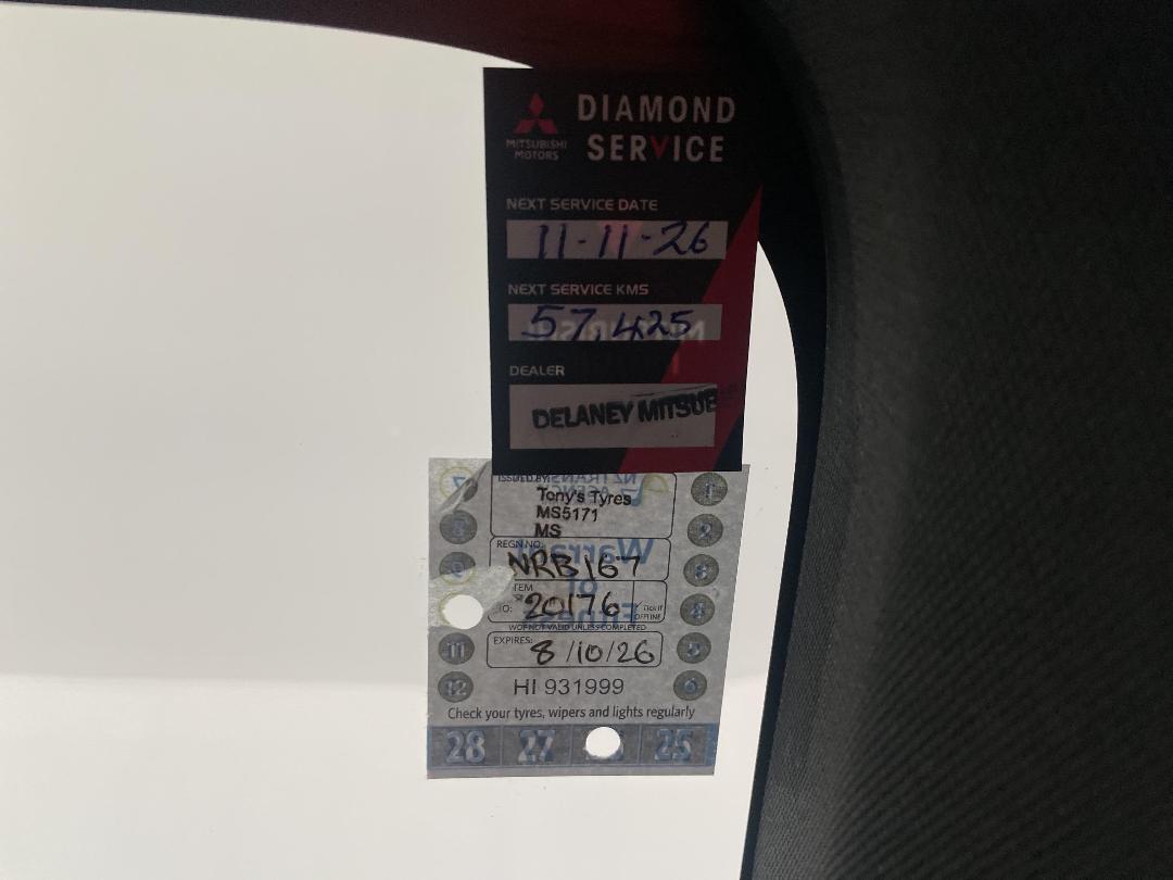 Photo '36' of Mitsubishi Outlander Photo '36' of Mitsubishi Outlander