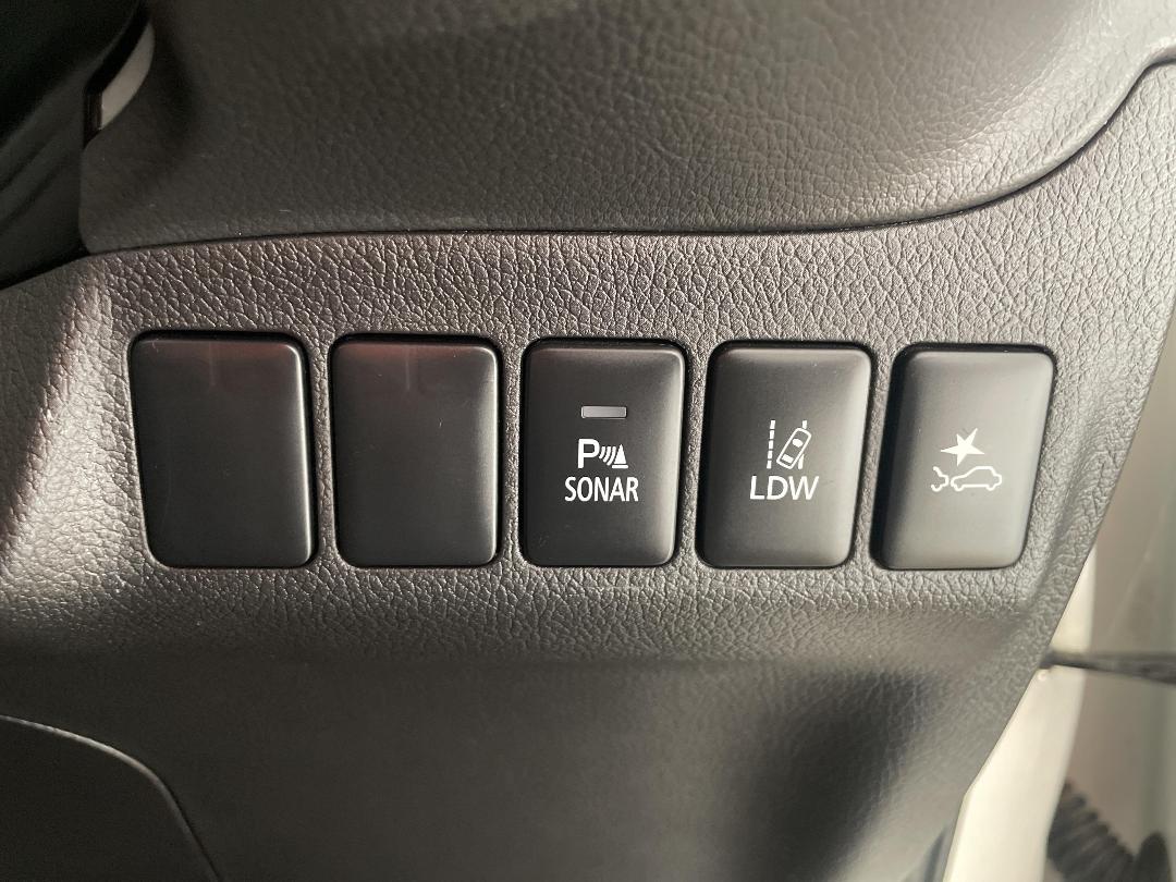 Photo '26' of Mitsubishi Outlander