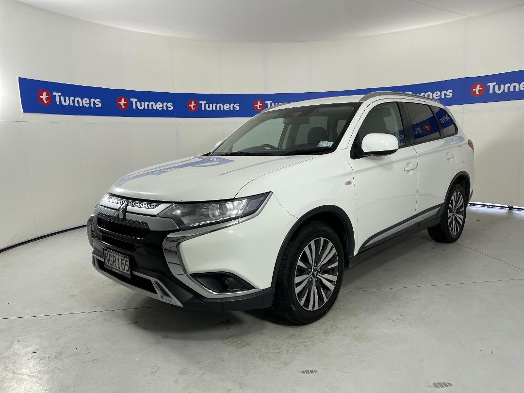 Photo '4' of Mitsubishi Outlander Photo '4' of Mitsubishi Outlander