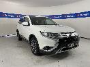 Thumbnail '1' of Mitsubishi Outlander