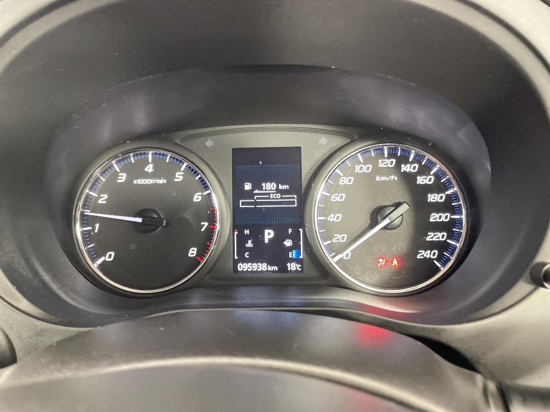 Photo '21' of Mitsubishi Outlander Photo '21' of Mitsubishi Outlander