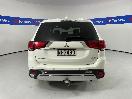 Thumbnail '6' of Mitsubishi Outlander