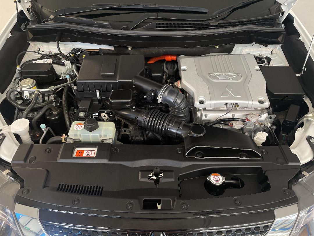 Photo '13' of Mitsubishi Outlander Photo '13' of Mitsubishi Outlander