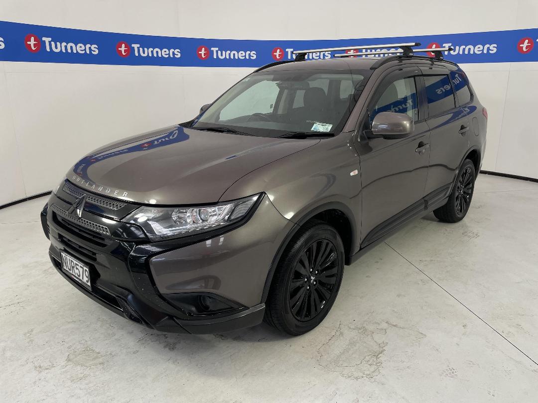 Photo '4' of Mitsubishi Outlander