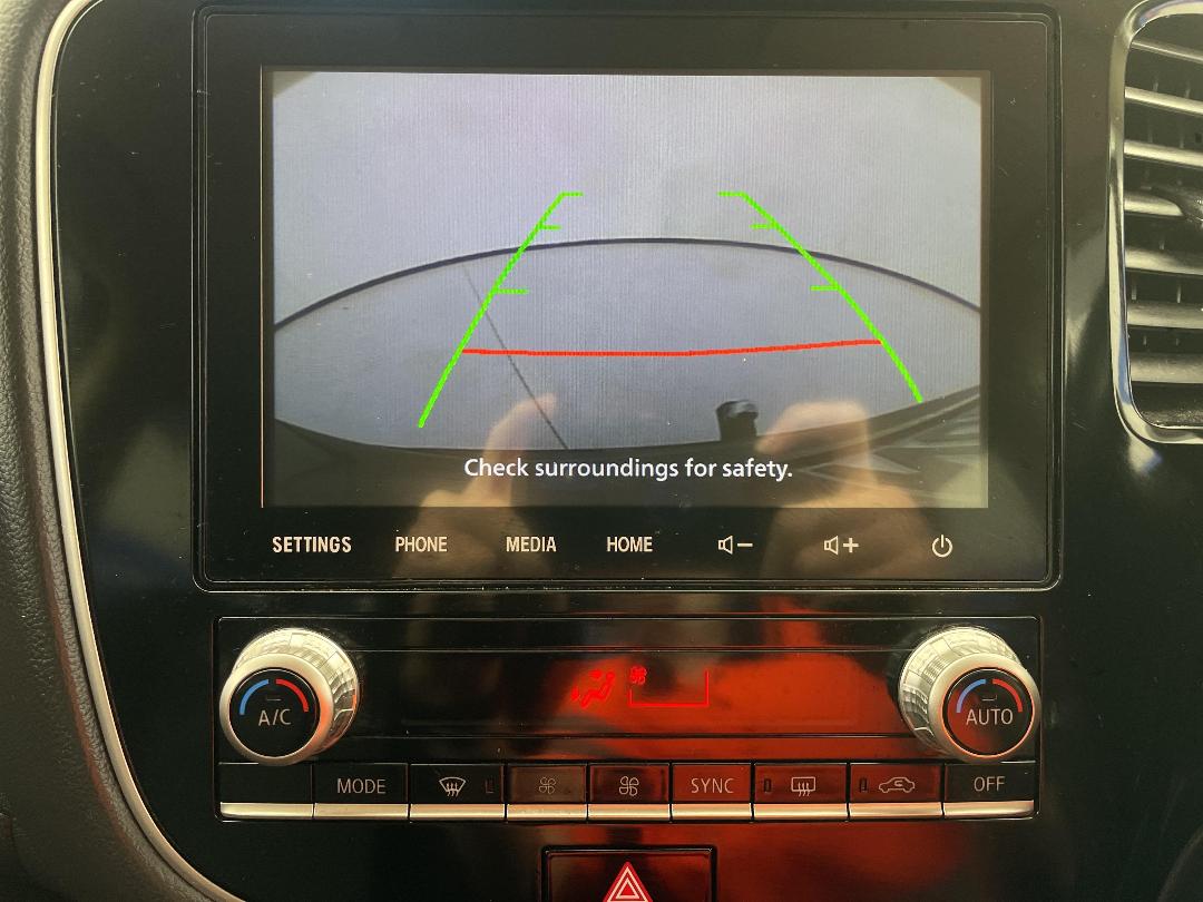 Photo '25' of Mitsubishi Outlander