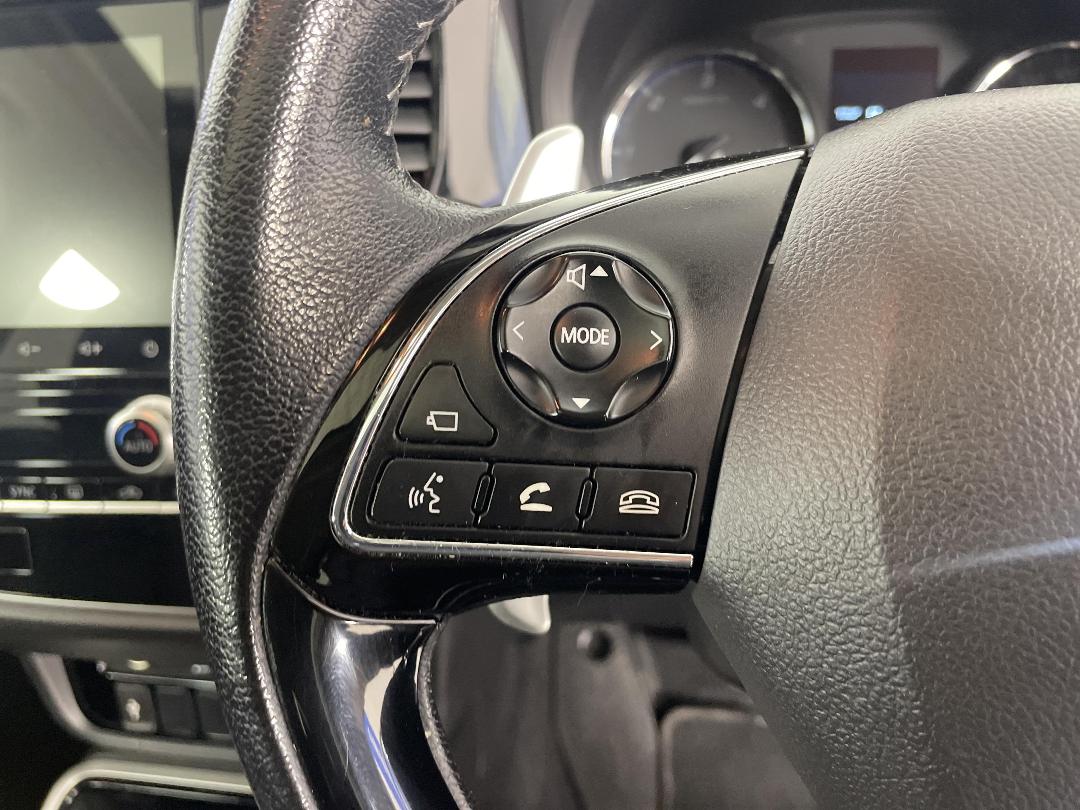 Photo '23' of Mitsubishi Outlander