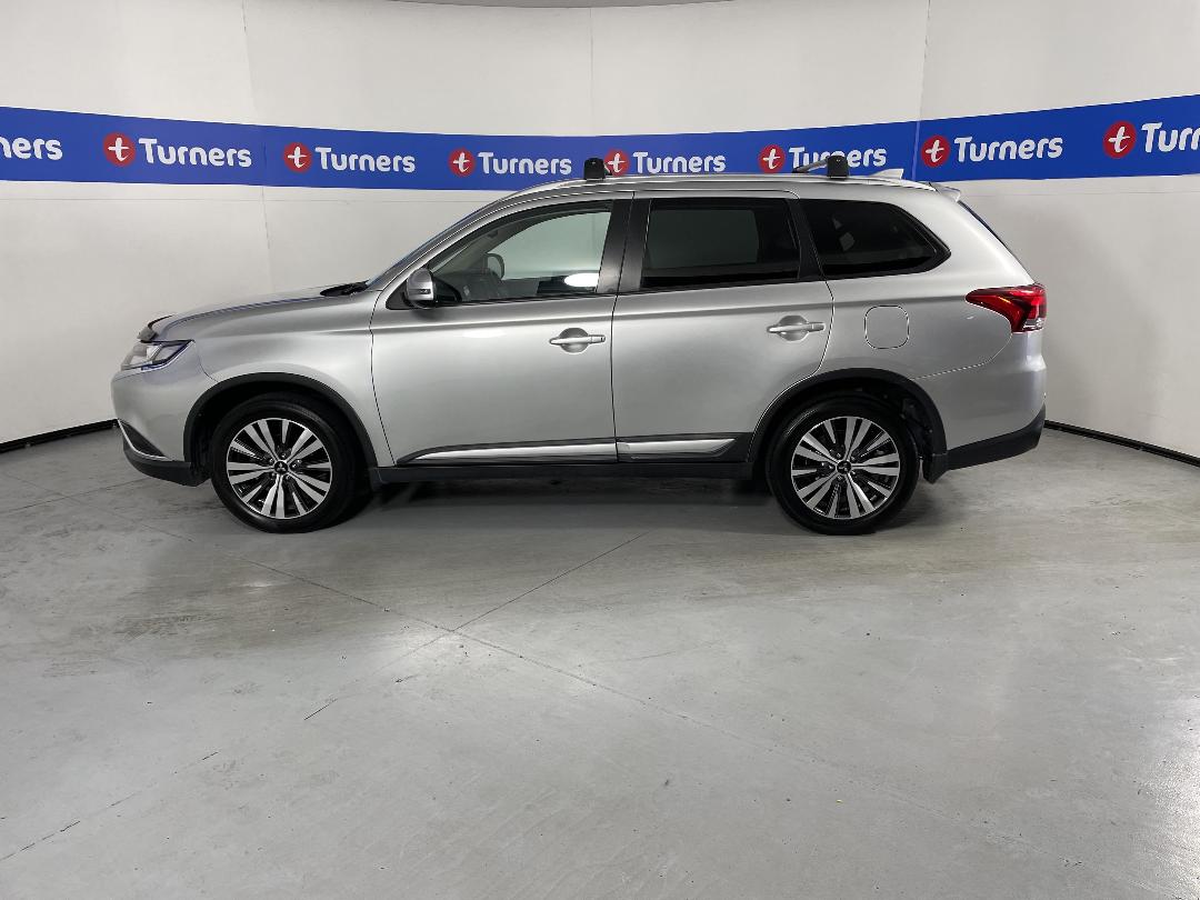 Photo '24' of Mitsubishi Outlander Photo '24' of Mitsubishi Outlander