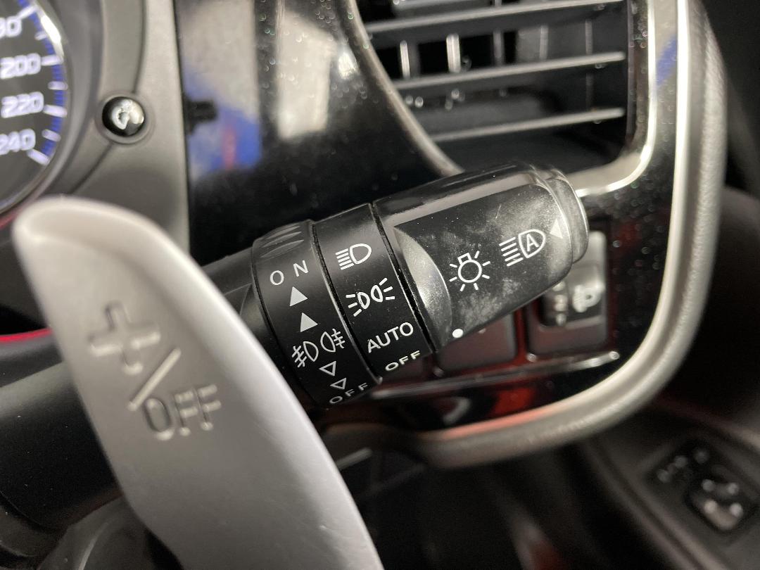 Photo '30' of Mitsubishi Outlander Photo '30' of Mitsubishi Outlander