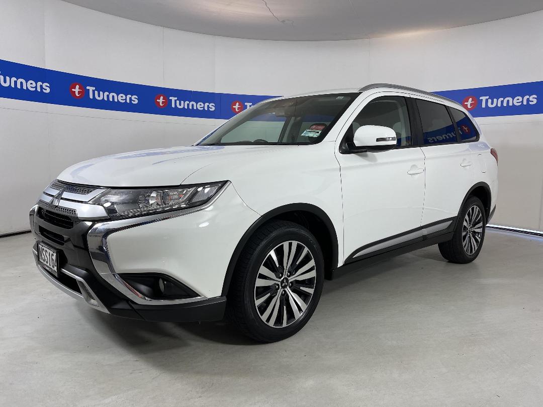 Photo '4' of Mitsubishi Outlander