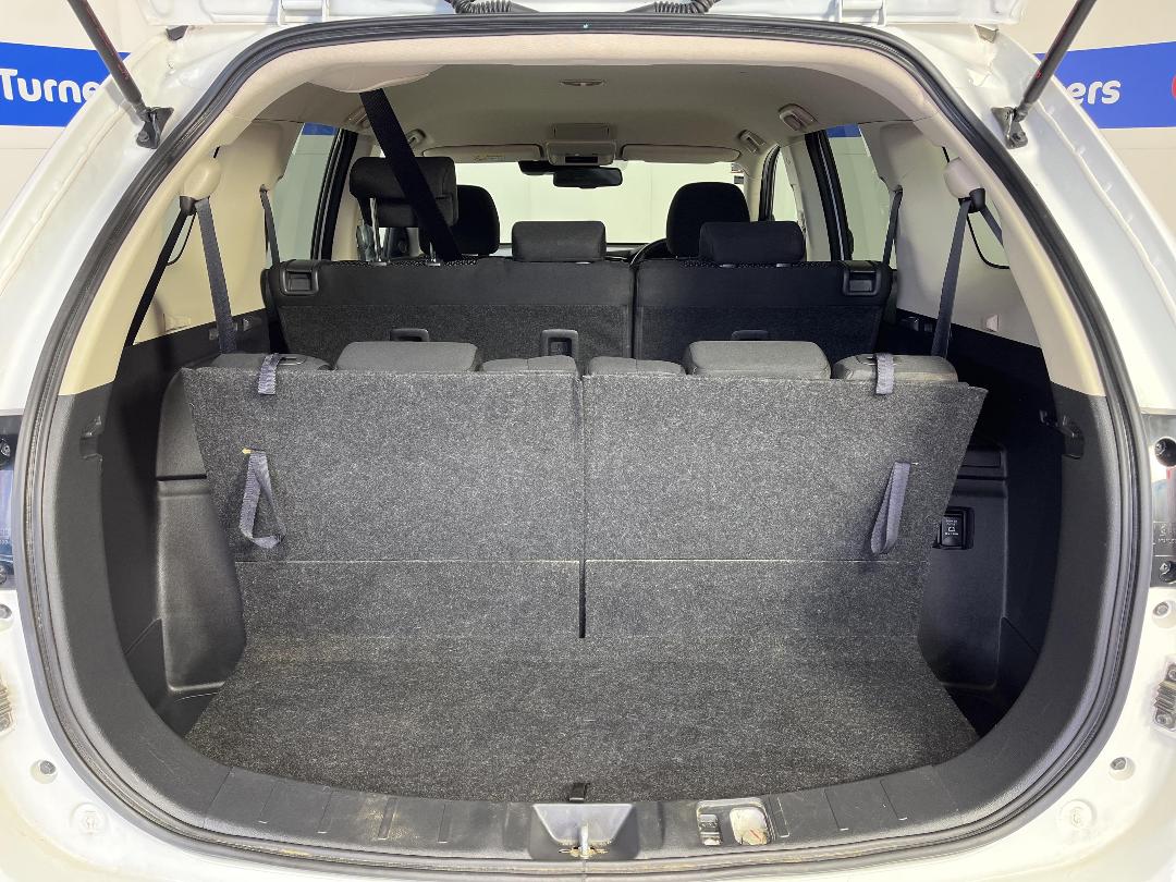 Photo '14' of Mitsubishi Outlander