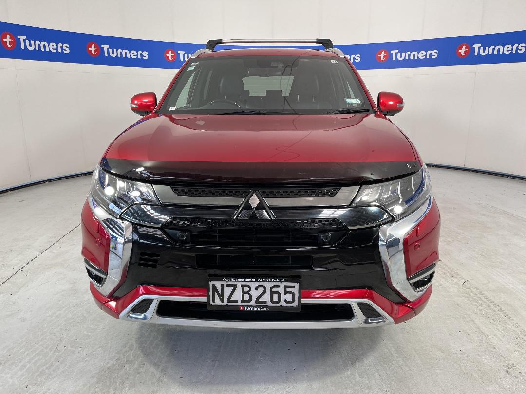 Photo '2' of Mitsubishi Outlander Photo '2' of Mitsubishi Outlander