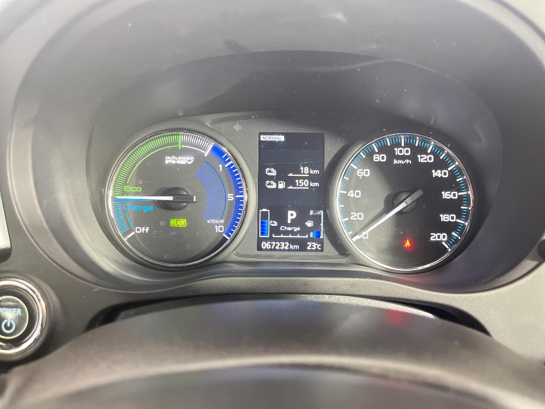 Photo '21' of Mitsubishi Outlander Photo '21' of Mitsubishi Outlander