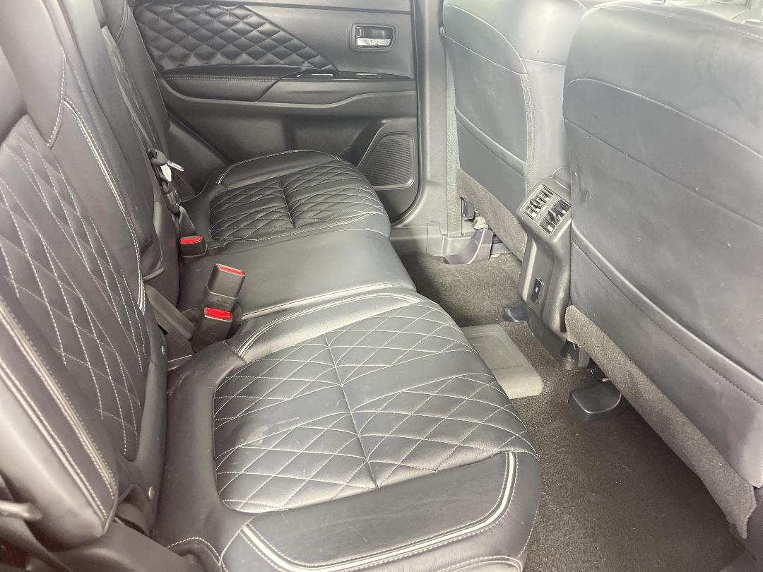 Photo '20' of Mitsubishi Outlander Photo '20' of Mitsubishi Outlander