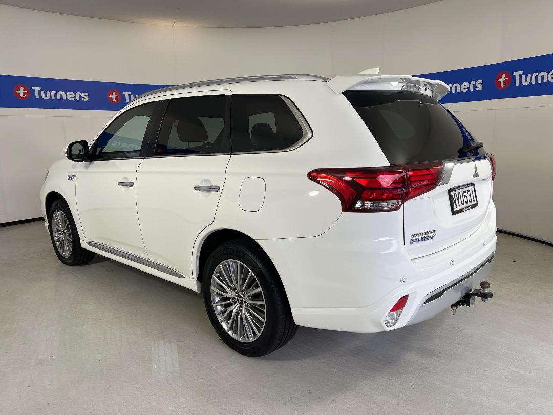 Photo '5' of Mitsubishi Outlander