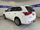 Thumbnail '5' of Mitsubishi Outlander